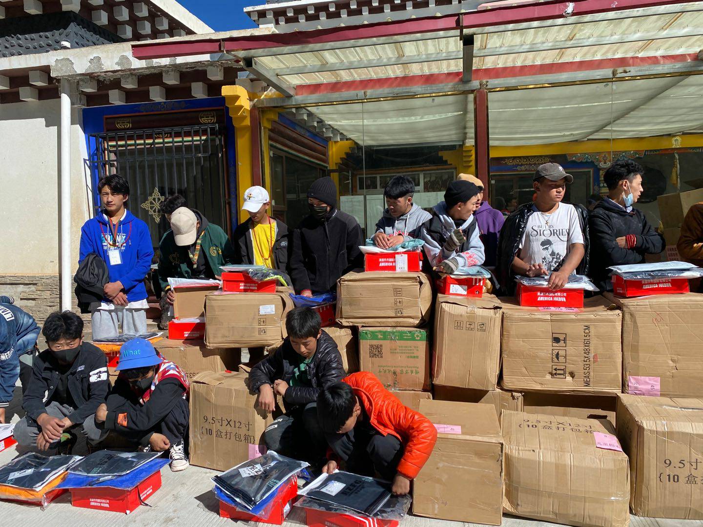 大连伟华人工智能平台有限公司公益回顾丨家国同欢月同圆 温暖满载甘孜州(图7)